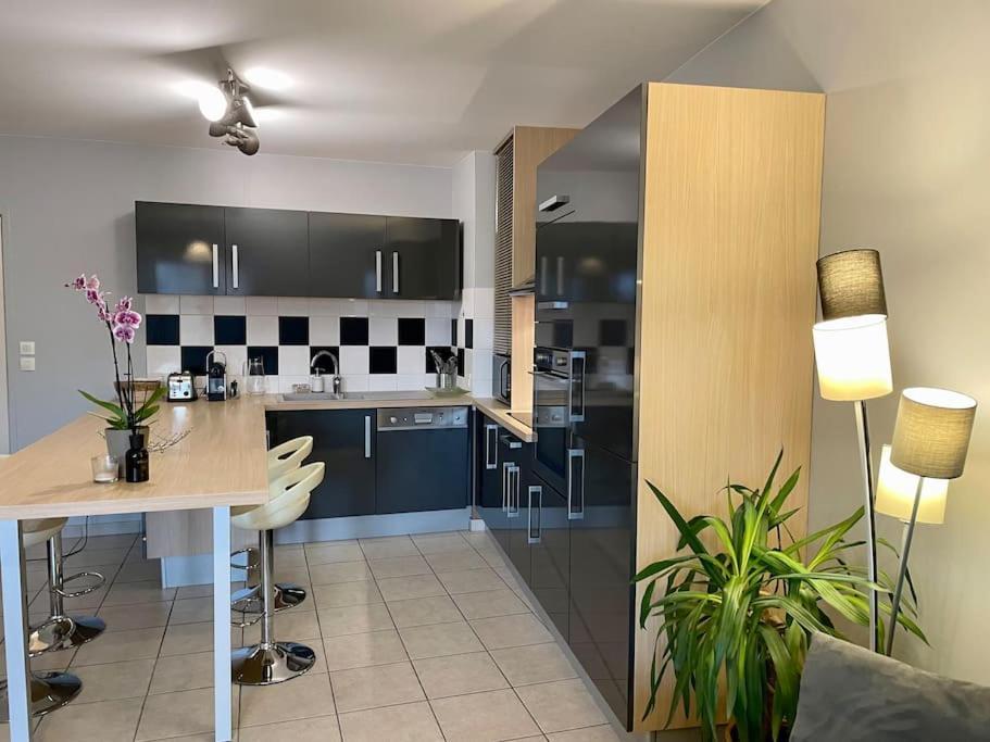 L'Ideal Cosy-Wifi-Netflix Et Garage Vienne (Isere) Exterior foto