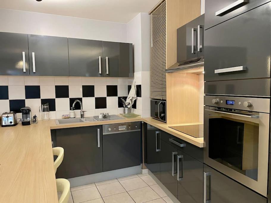 L'Ideal Cosy-Wifi-Netflix Et Garage Vienne (Isere) Exterior foto